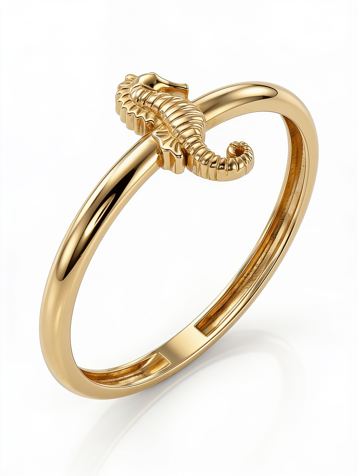 Curled Seahorse Gold Ring
