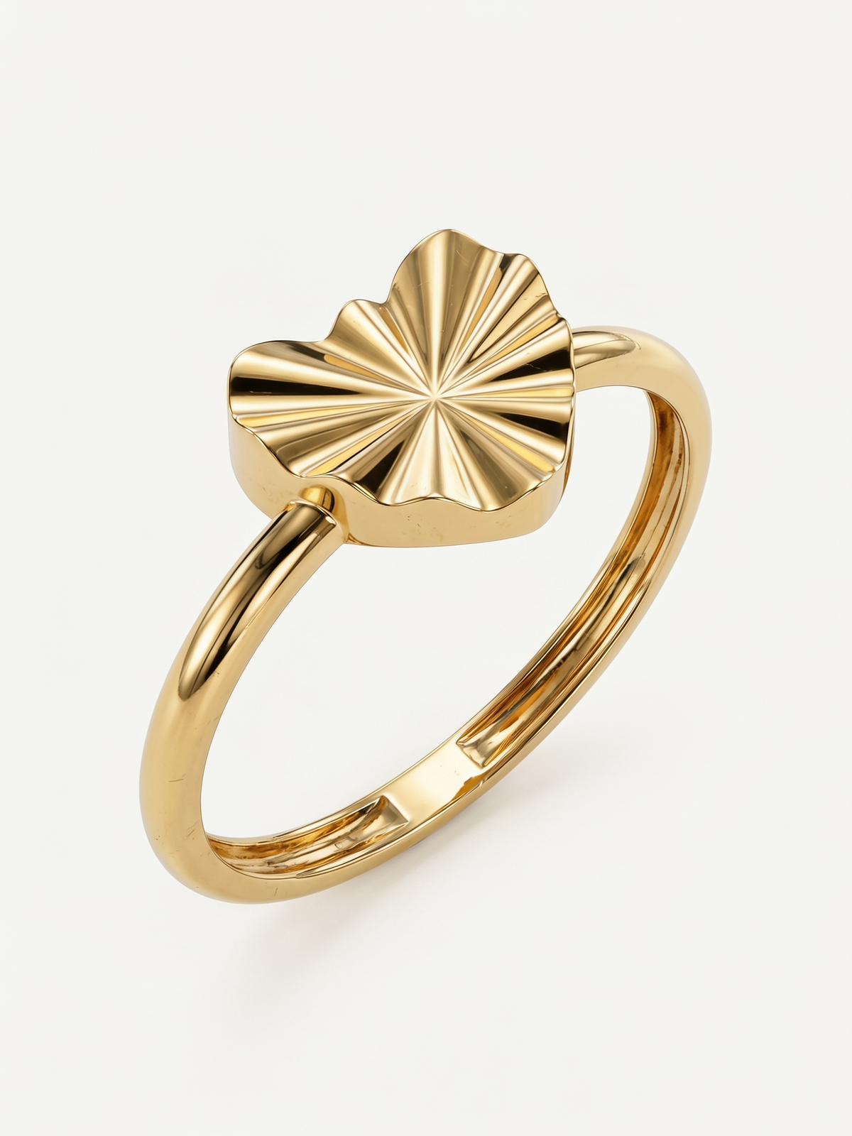Radiant Heart Gold Ring